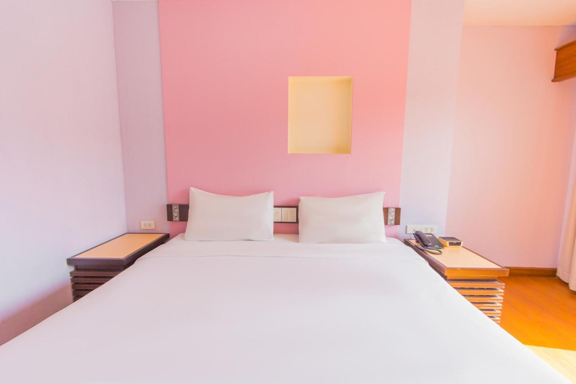 Mayflower Grande Hotel Τσιάνγκ Μάι Εξωτερικό φωτογραφία