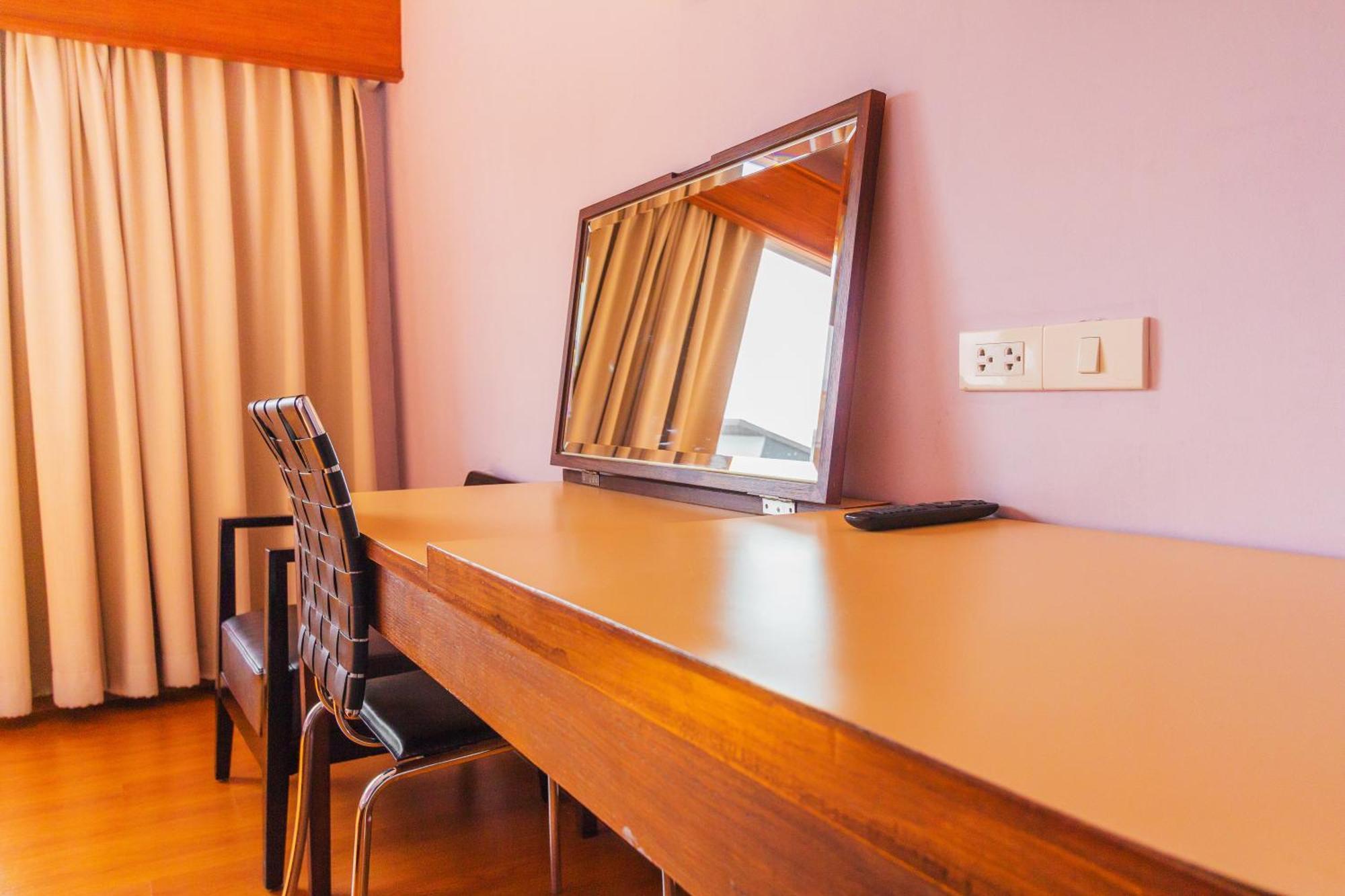 Mayflower Grande Hotel Τσιάνγκ Μάι Εξωτερικό φωτογραφία