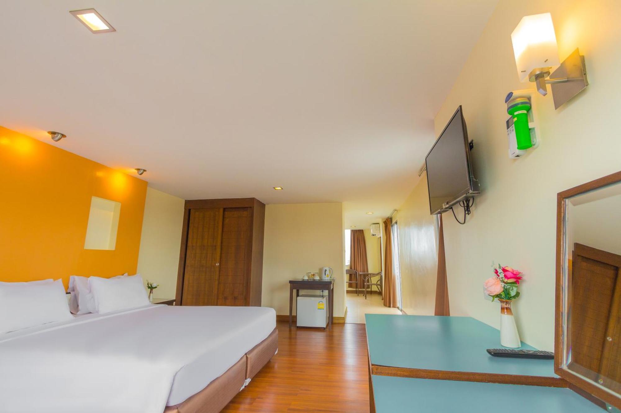 Mayflower Grande Hotel Τσιάνγκ Μάι Εξωτερικό φωτογραφία