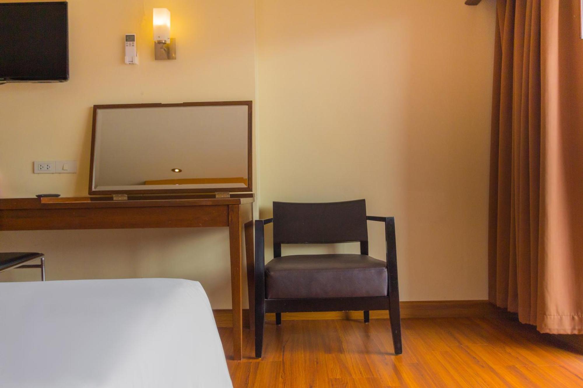 Mayflower Grande Hotel Τσιάνγκ Μάι Εξωτερικό φωτογραφία