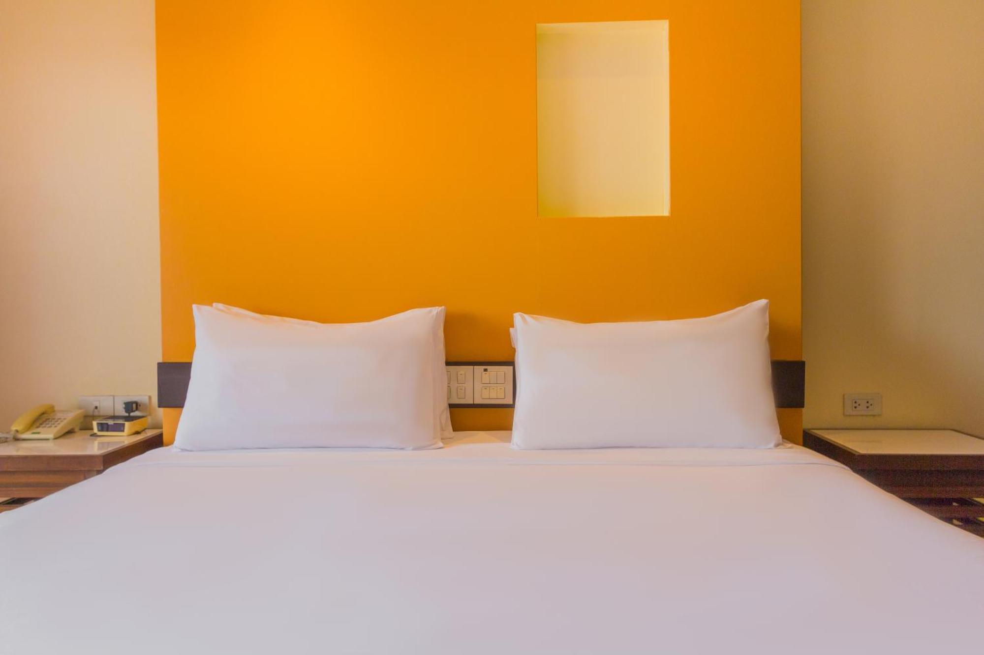 Mayflower Grande Hotel Τσιάνγκ Μάι Εξωτερικό φωτογραφία