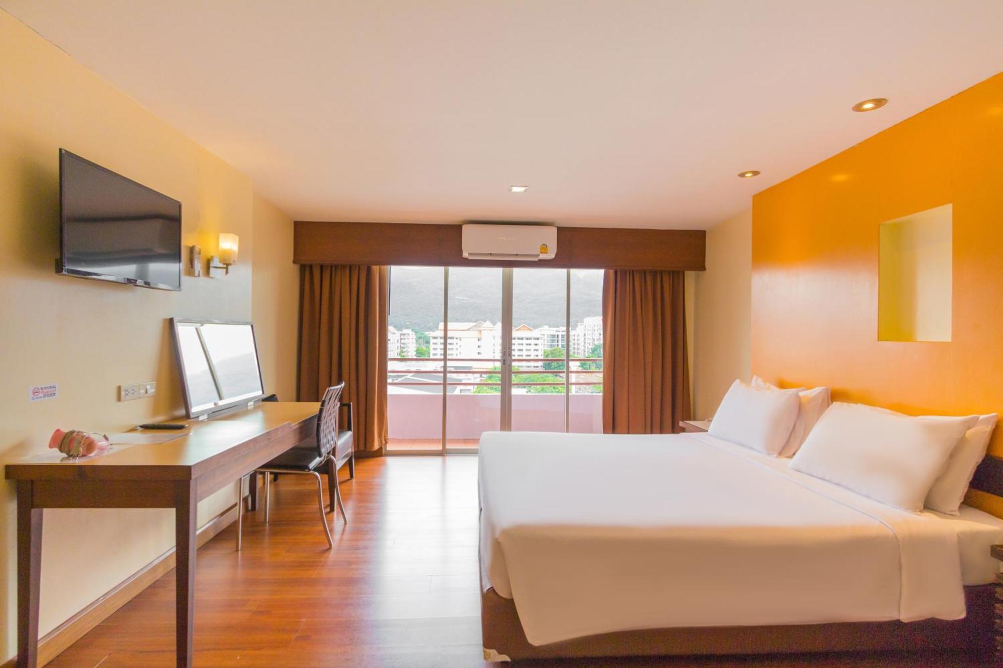 Mayflower Grande Hotel Τσιάνγκ Μάι Εξωτερικό φωτογραφία