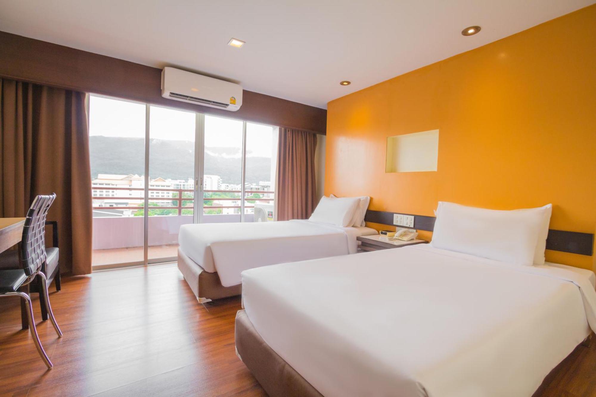Mayflower Grande Hotel Τσιάνγκ Μάι Εξωτερικό φωτογραφία