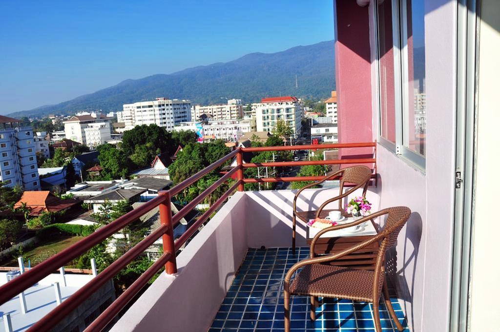 Mayflower Grande Hotel Τσιάνγκ Μάι Εξωτερικό φωτογραφία